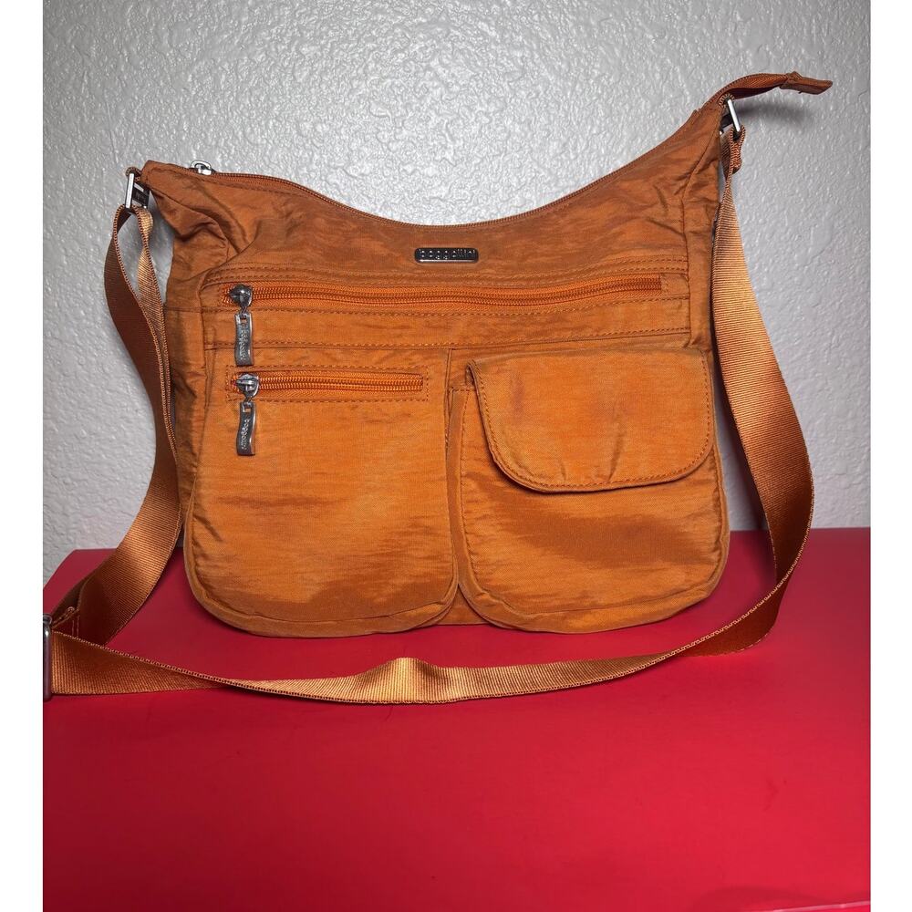 Baggallini Large Orange Nylon Crossbody Bag Travel Organizer